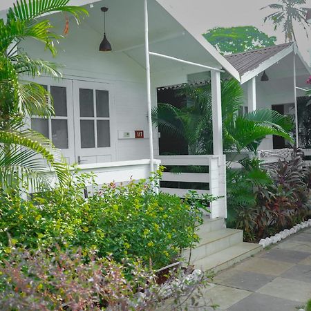Seabliss Cottages Morjim Buitenkant foto